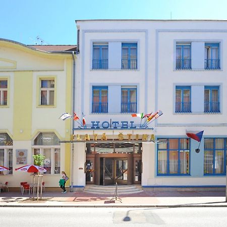 Hotel Zlata Stika باردوبيتسه المظهر الخارجي الصورة