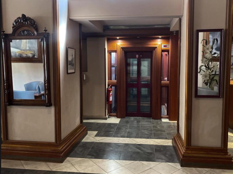 Hotel Zlata Stika باردوبيتسه المظهر الخارجي الصورة