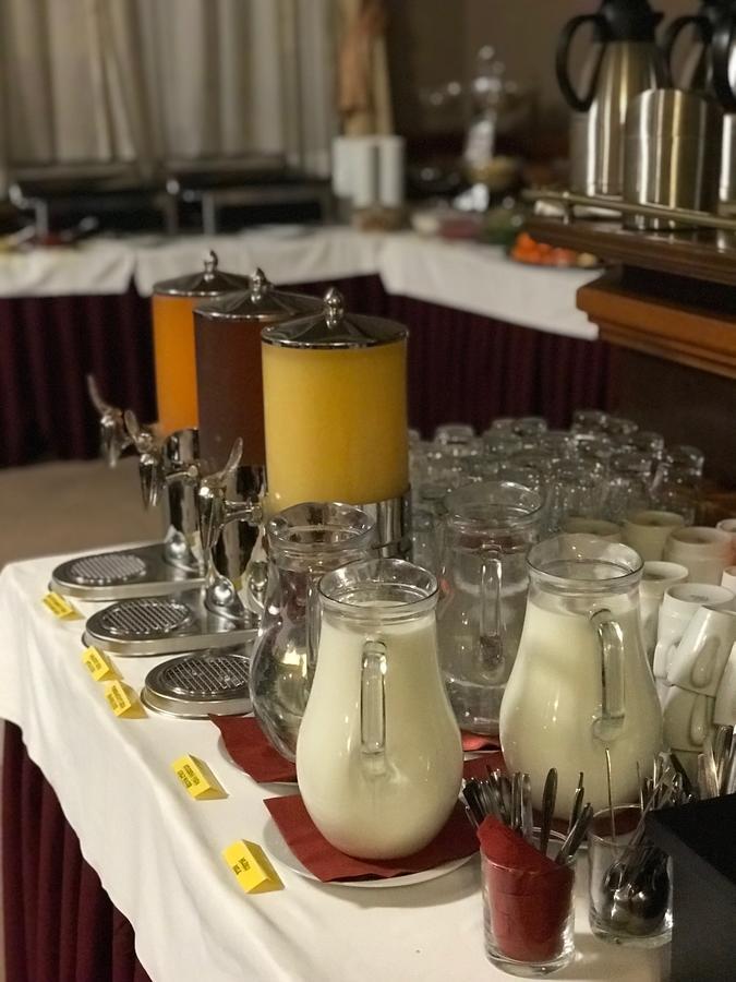 Hotel Zlata Stika باردوبيتسه المظهر الخارجي الصورة
